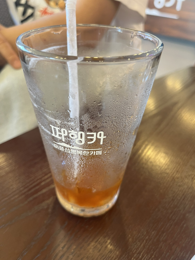 cee416678a0d0bfaa67ea4ef07260445_1755347895_38.JPEG